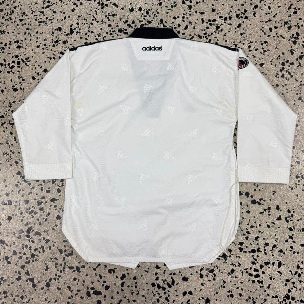 VINTAGE Y2K ADIDAS TAEKWONDO KOREA WTF UNIFORM TOP: