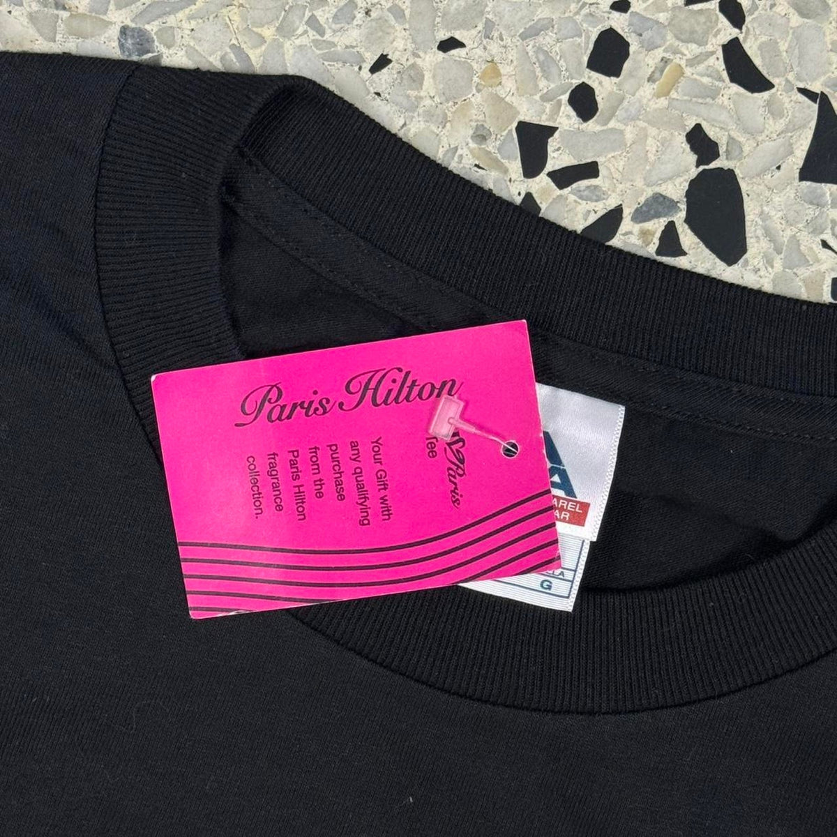 BNWT VINTAGE Y2K PARIS HILTON I LOVE PARIS PERFUME FRAGRANCE PROMO TEE: