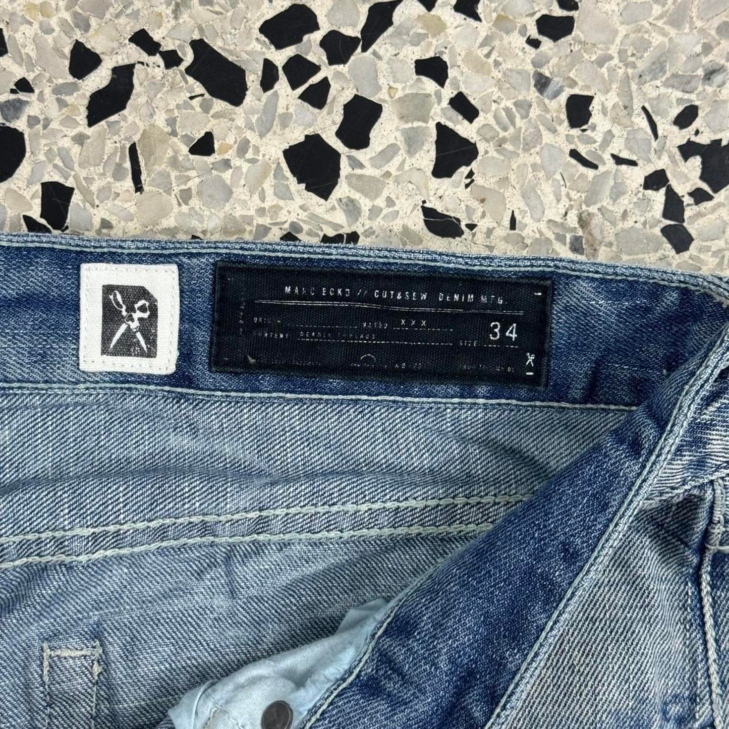 VINTAGE Y2K MARC ECKO CUT & SEW LIGHTWASH DENIM JEANS:
