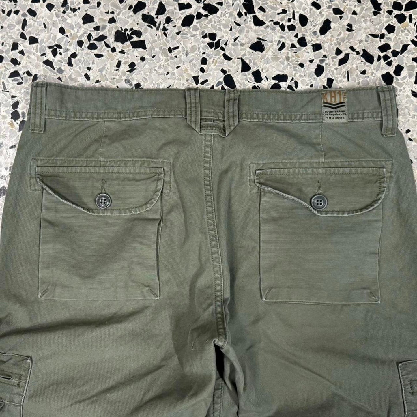 VINTAGE Y2K LUCKY BRAND UNISEX OLIVE CARGO PANTS: