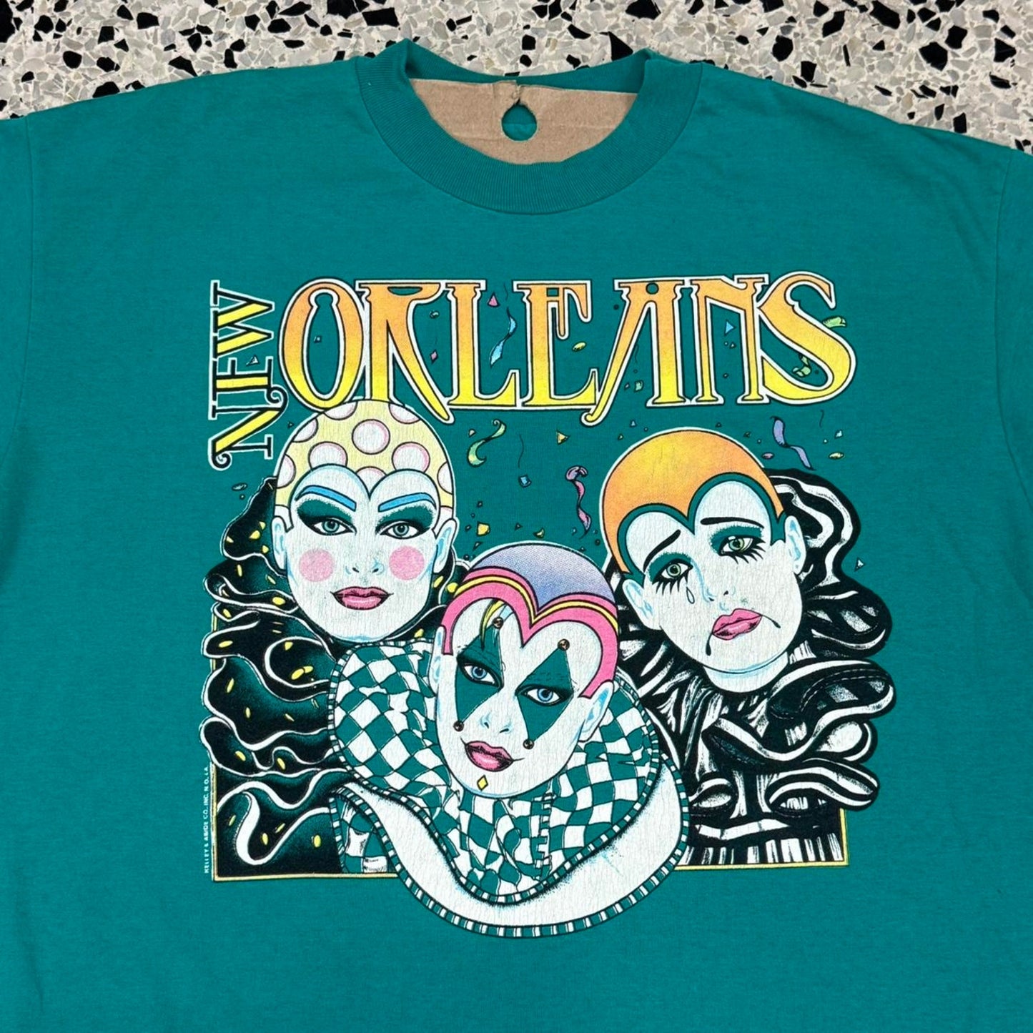 VINTAGE 90S SINGLE STITCH NEW ORLEANS MARDI GRAS TOURIST TEE: