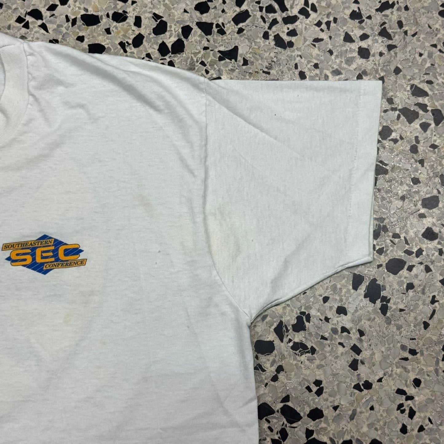 VINTAGE 90S SINGLE STITCH SEC SOUTHEASTERN CONFERENCE LOGO TEE: