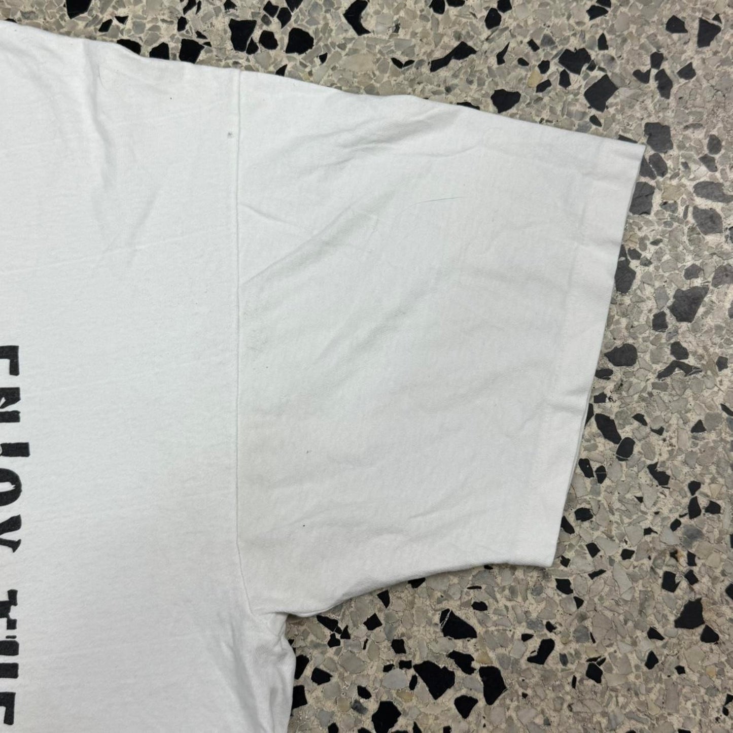 VINTAGE 90S 1996 SINGLE STITCH ATLANTA’S WORLD FAMOUS FREAKNIK TEE: