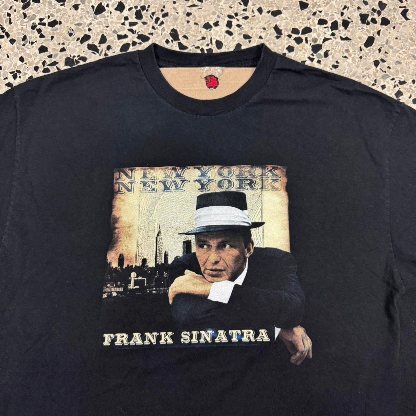 VINTAGE Y2K ZION FRANK SINATRA NEW YORK FACE TEE: