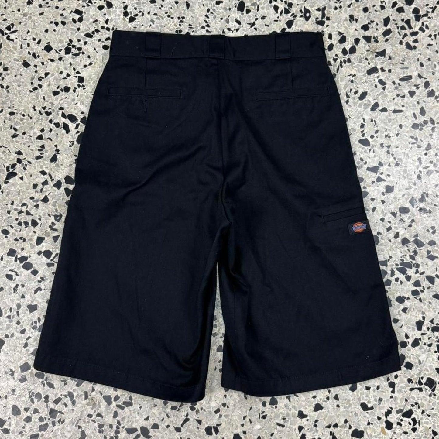 VINTAGE Y2K BLACK DICKIES LONG SHORTS: