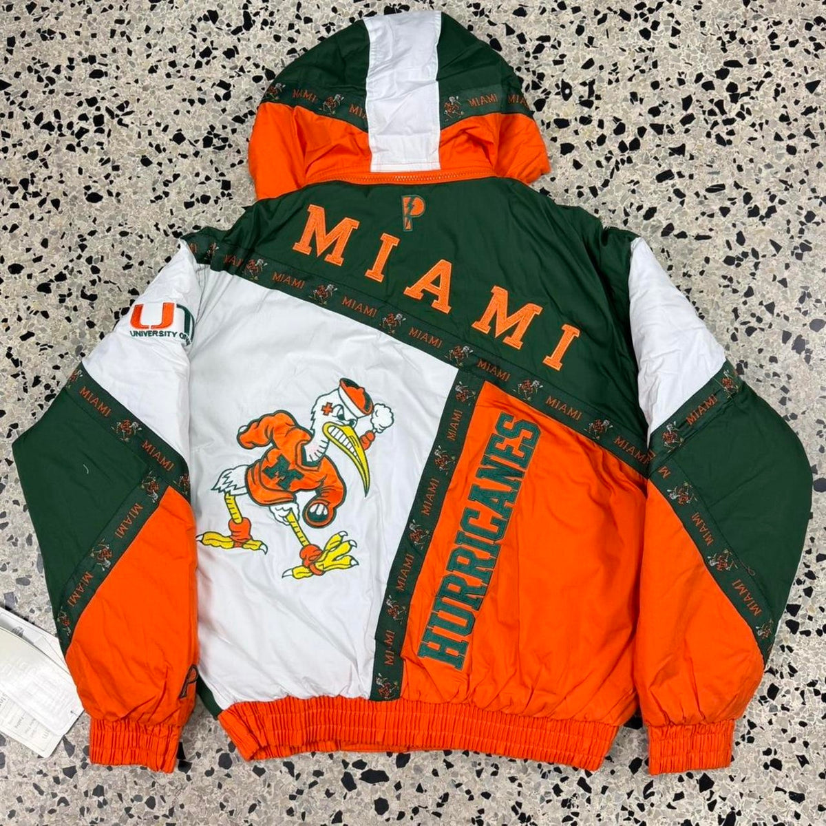 VINTAGE 90S PRO PLAYER MIAMI HURRICANES BNWT NOS JACKET W/ HOOD: