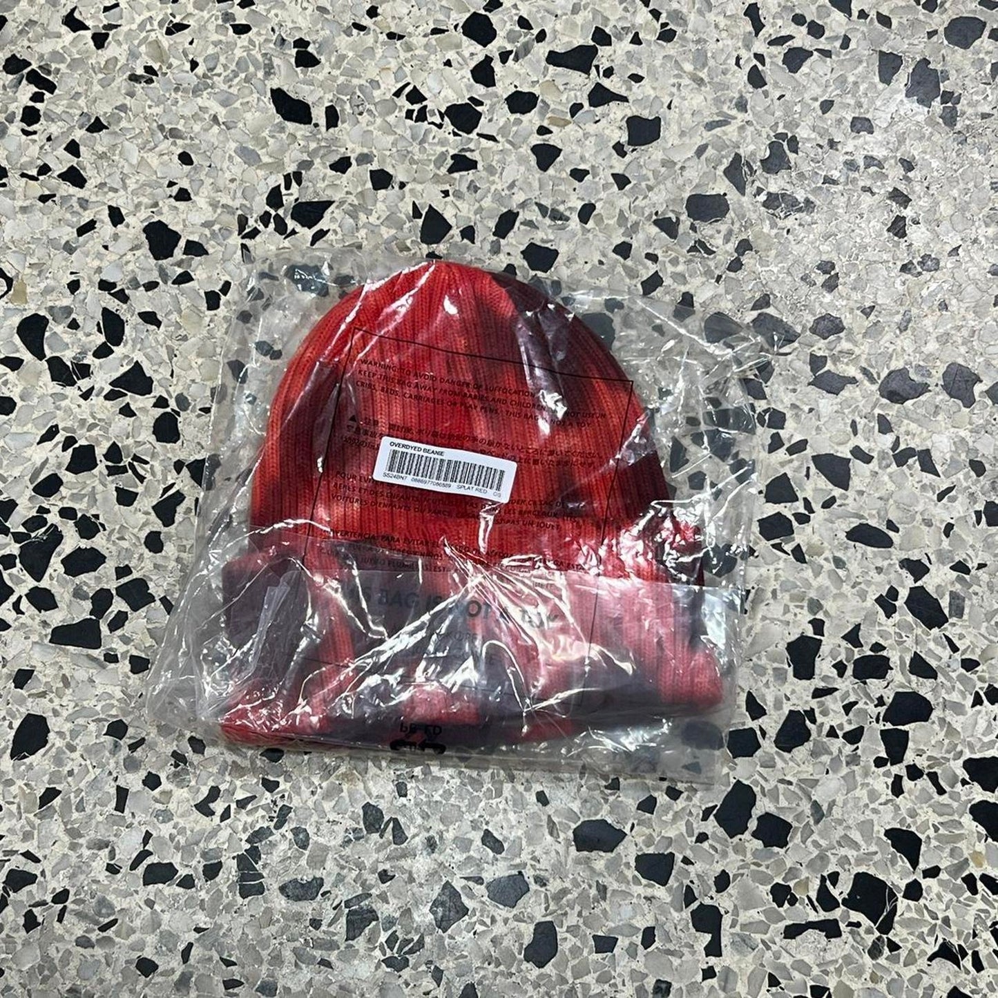 SUPREME SS 24 SPLATTER RED BEANIE: