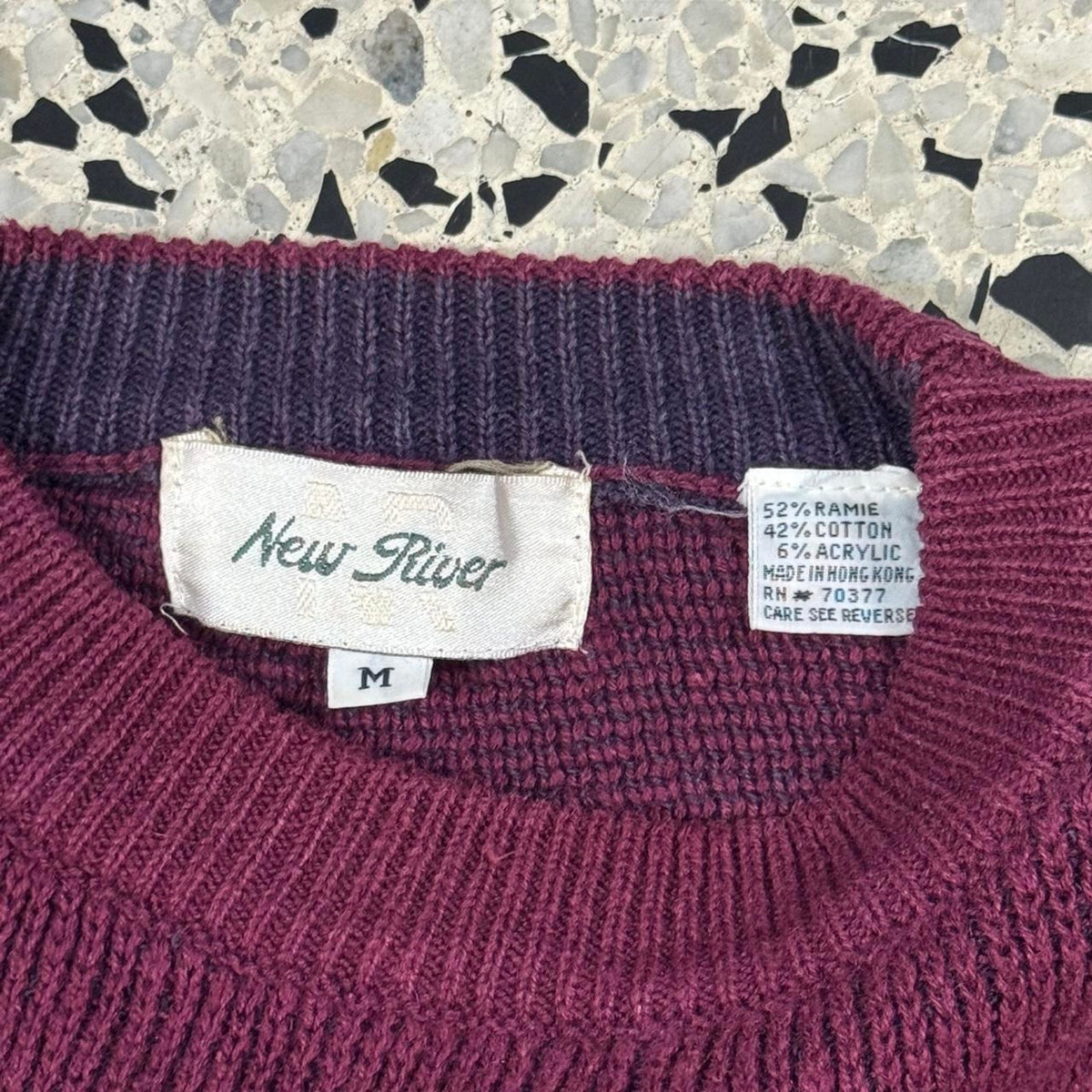 VINTAGE 90S NEW RIVER GEOMETRIC TRIBAL PATTERN KNIT SWEATER: