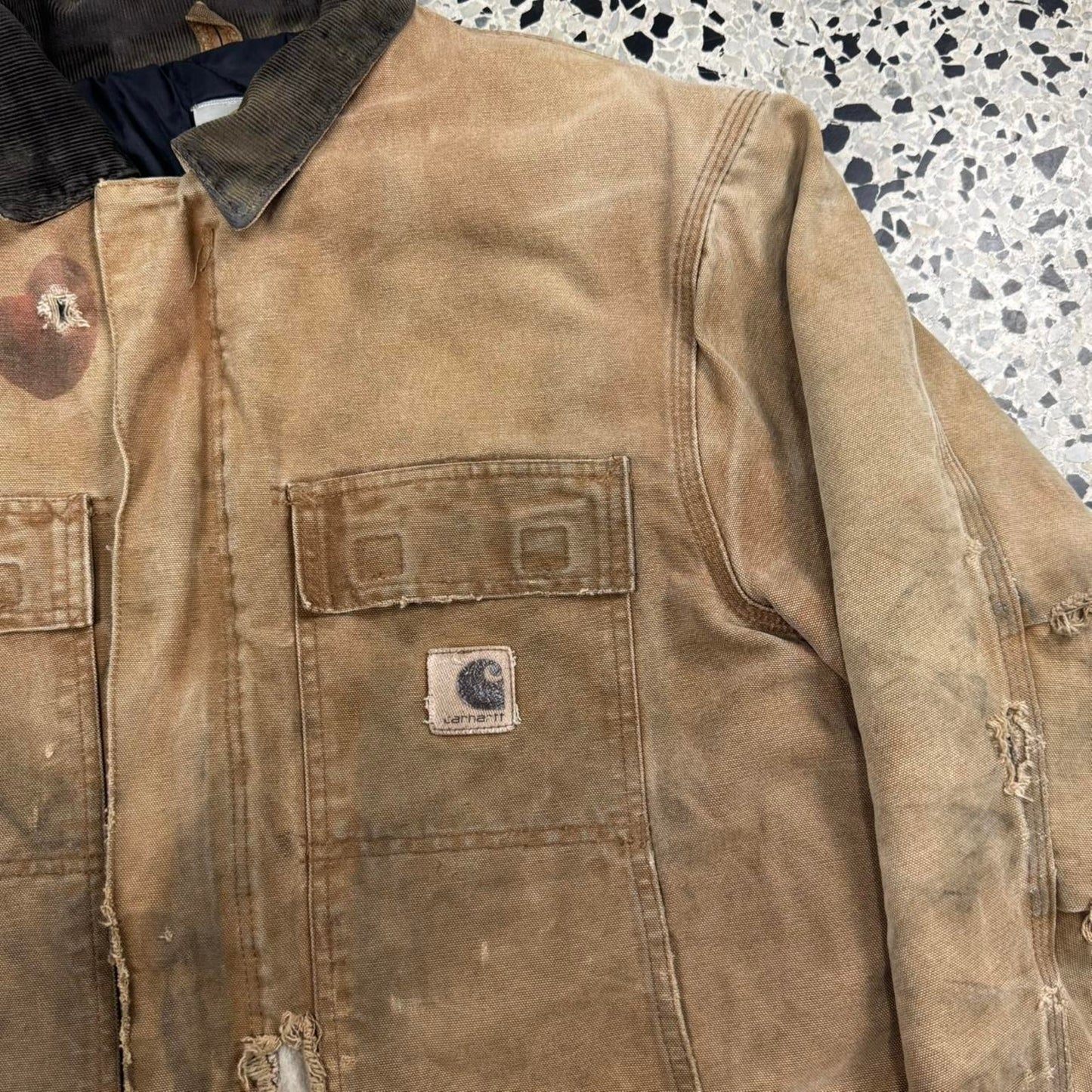 VINTAGE 90S Y2K THRASHED CARHARTT WORKWEAR JACKET: