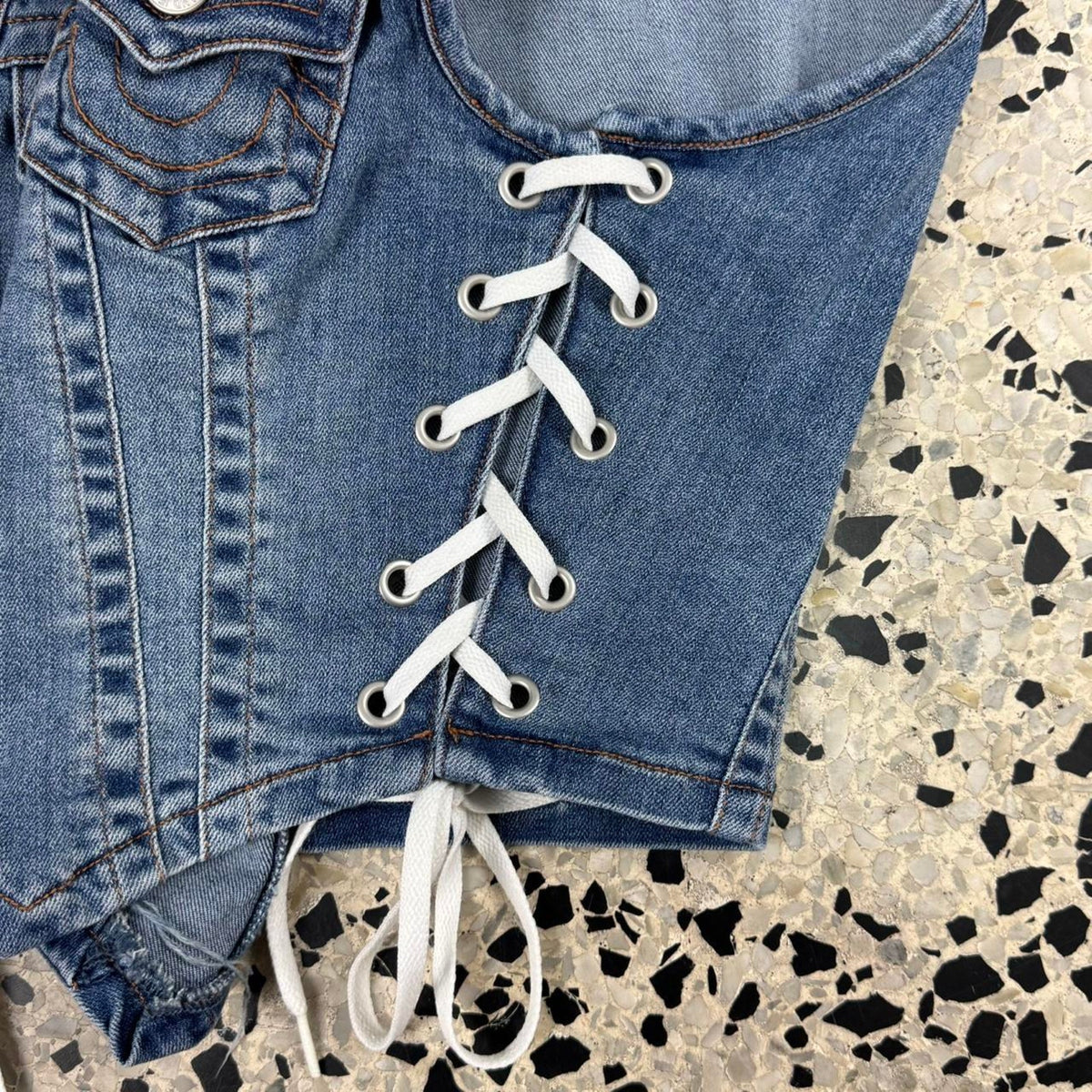VINTAGE Y2K TRUE RELIGION WOMENS DENIM VEST: