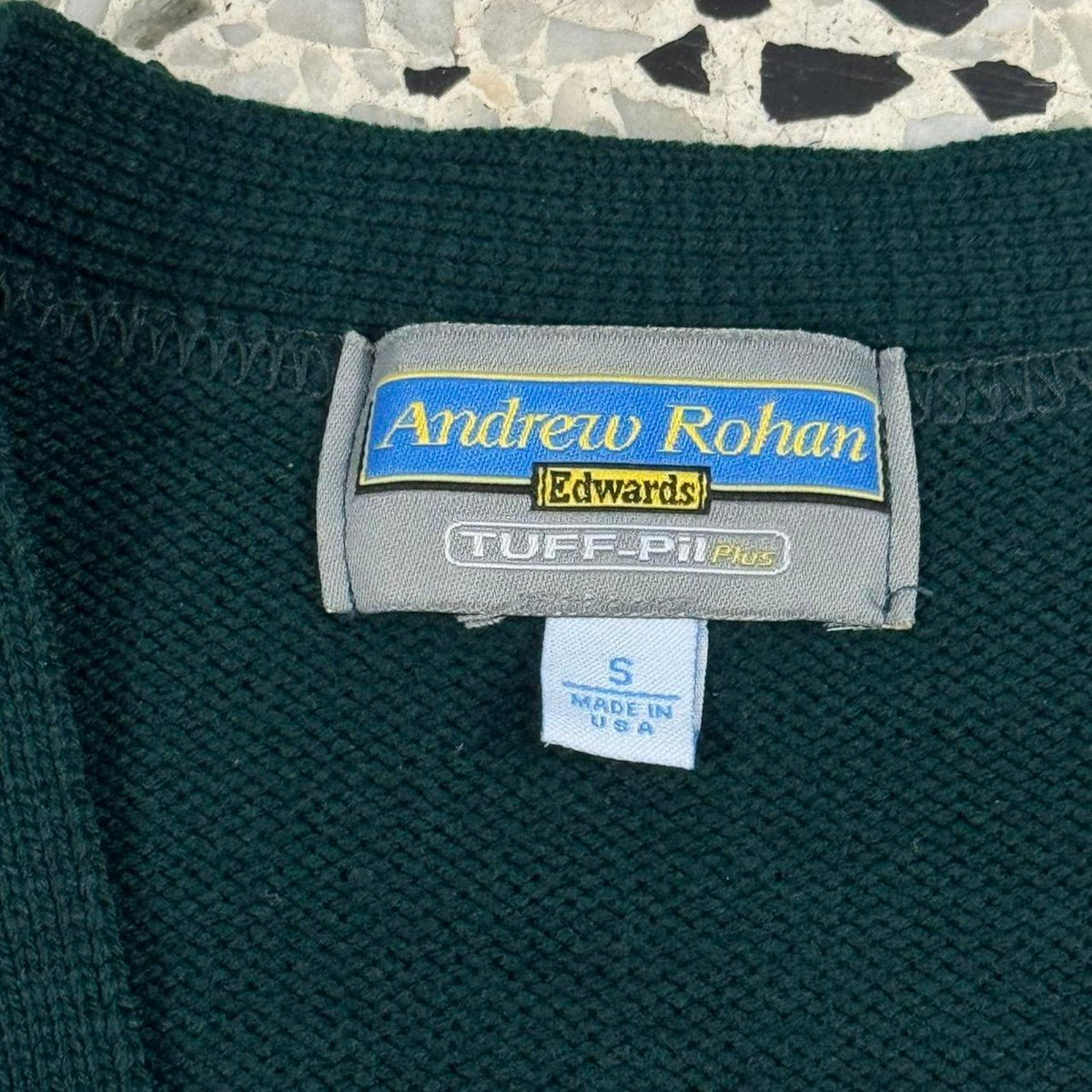 VINTAGE 90S Y2K MADE IN USA CATHOLIC SCHOOL PAINT SPLATTERED KNIT CARDIGAN: