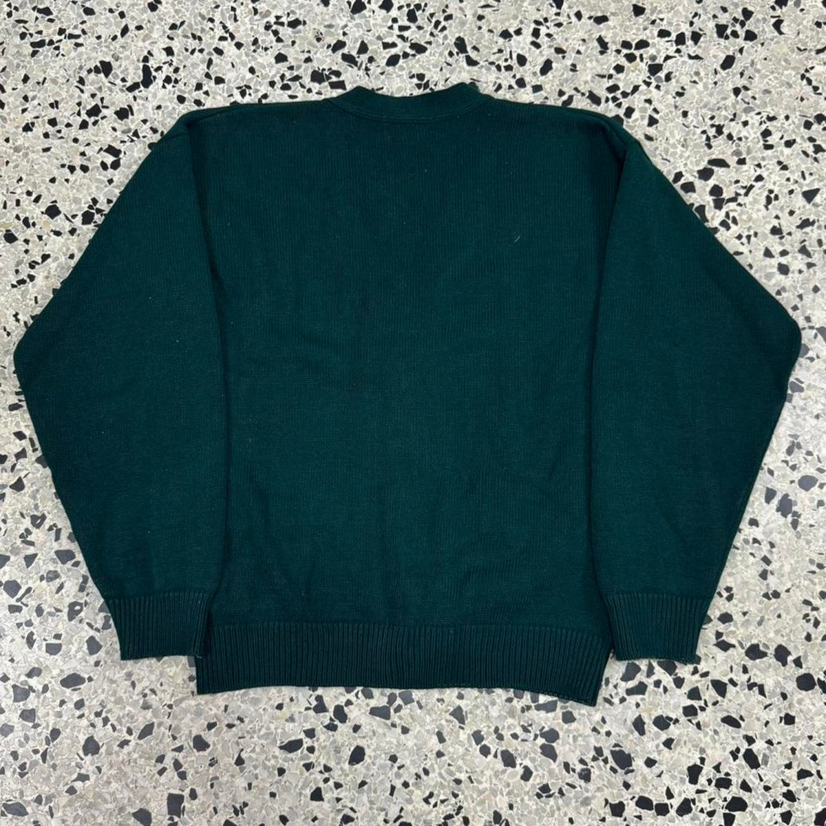 VINTAGE 90S Y2K MADE IN USA CATHOLIC SCHOOL PAINT SPLATTERED KNIT CARDIGAN: