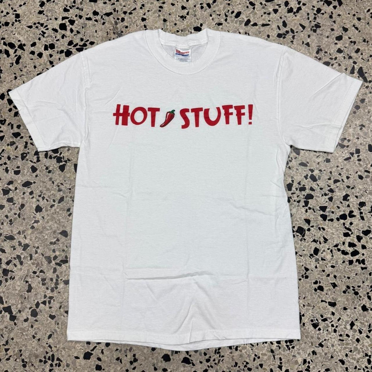 VINTAGE Y2K HOT STUFF CHILI PEPPER FUNNY COMEDY TEE: