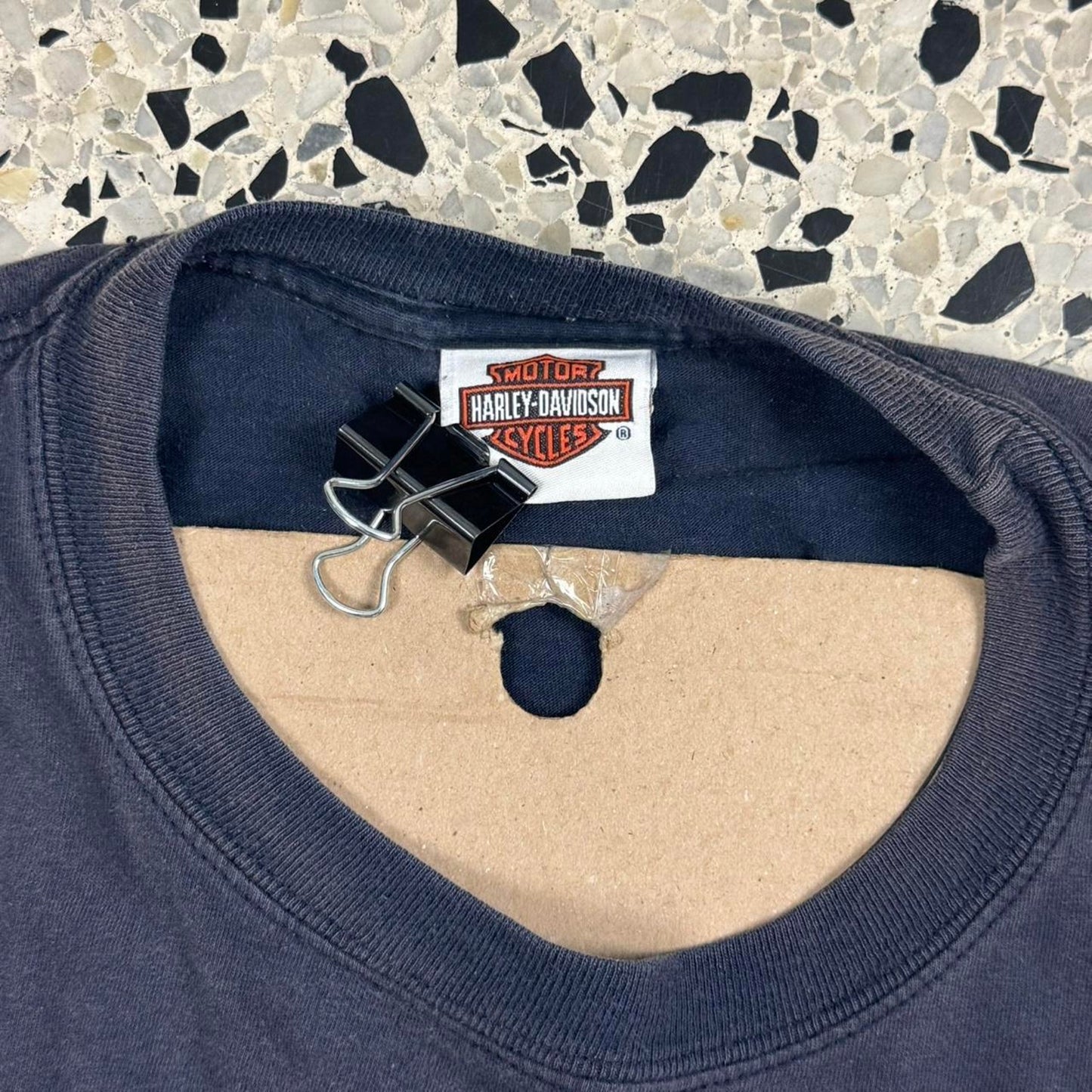 VINTAGE Y2K HARLEY DAVIDSON BLUE EMBLEM X BOSTON HARLEY DAVIDSON TEE: